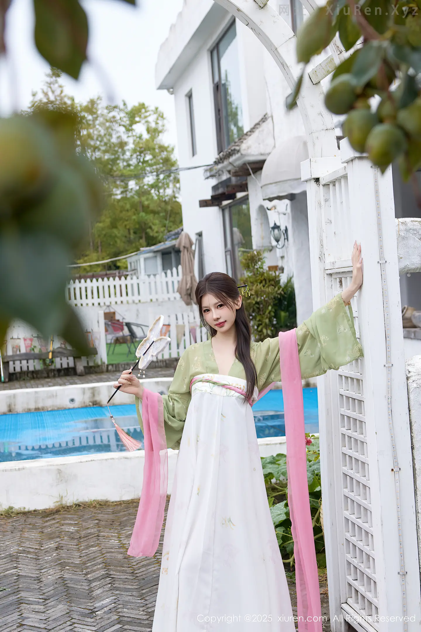 图片[5]-[XiuRen秀人网] VOL.10834 模特尹甜甜sunny性感薄纱汉服装扮配超薄肉丝秀完美身材诱惑写真83P-秀人网官方网站